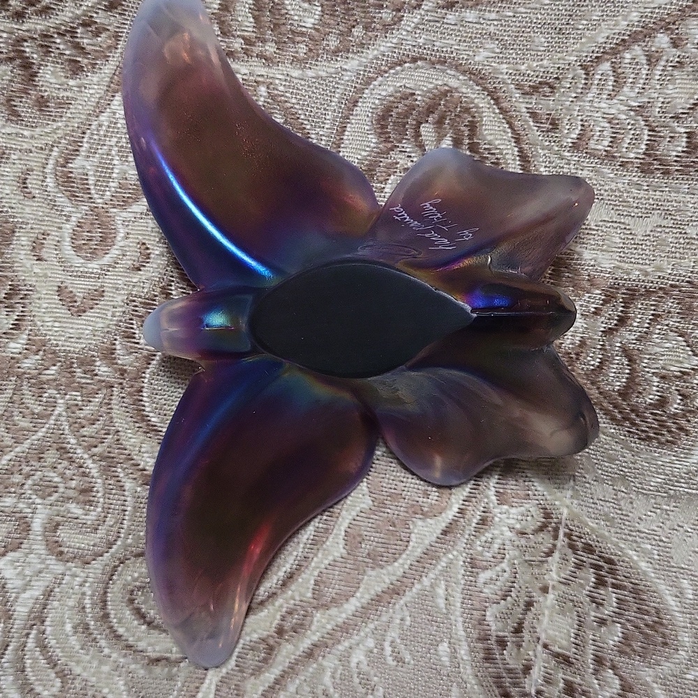 FENTON Vintage Signed Iridescent Butterfly figurine - Picture 7 of 9